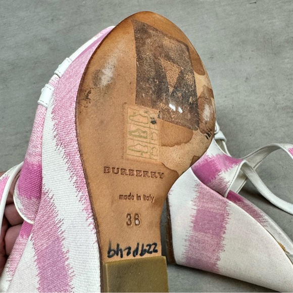 Burberry Brit Canvas Wedge Sandals Size 36 - Picture 6 of 6